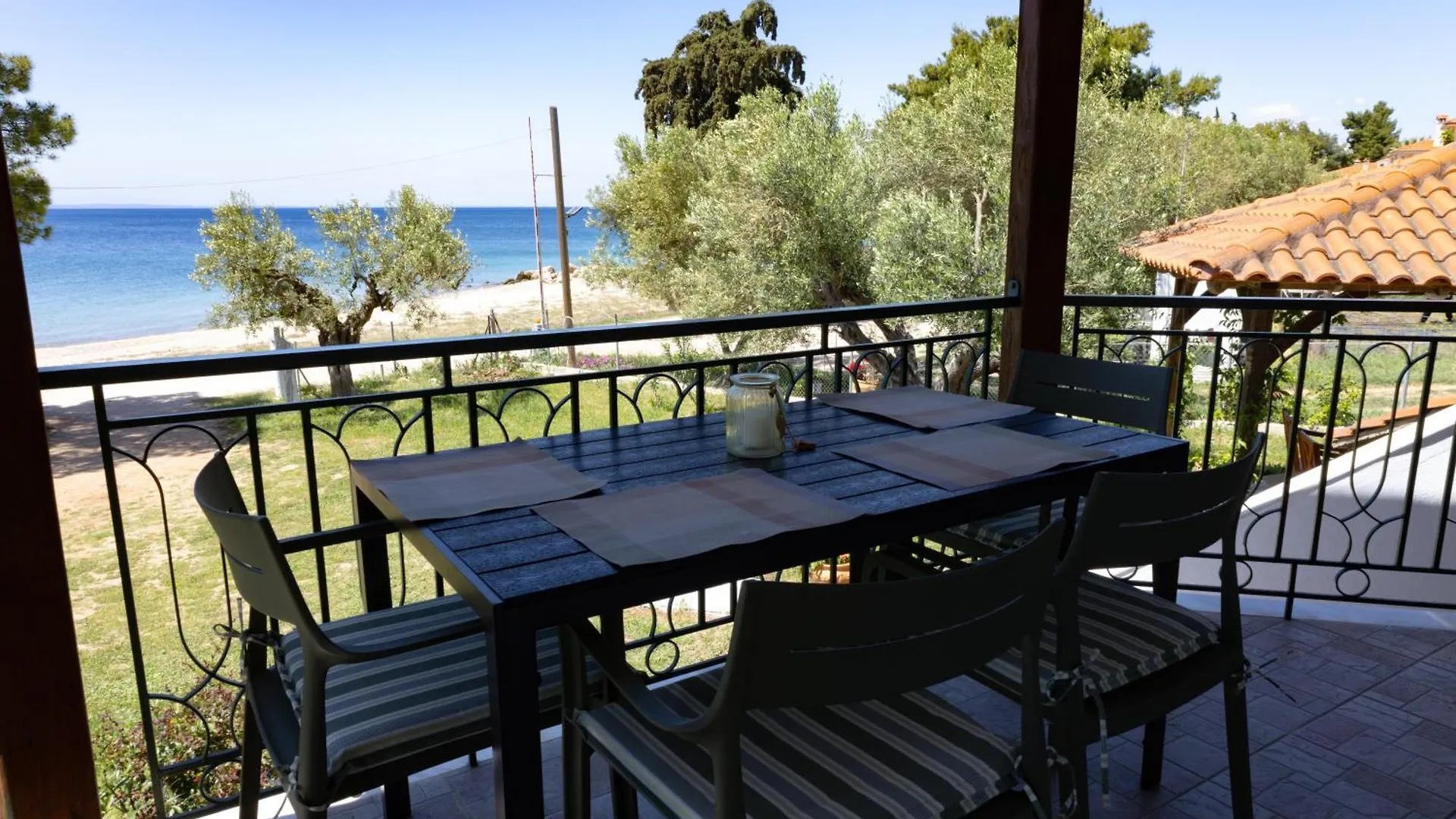 Family House By The Sea Villa Nikiti  Nikiti (Sithonia)